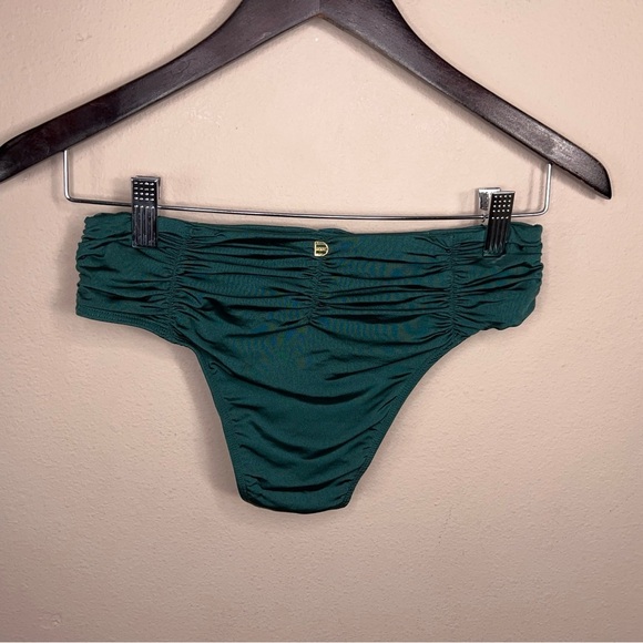 Small Despi Green Ruched Swim Bottom Emerald Textured Stretch Swimwear Beach - Picture 13 of 15